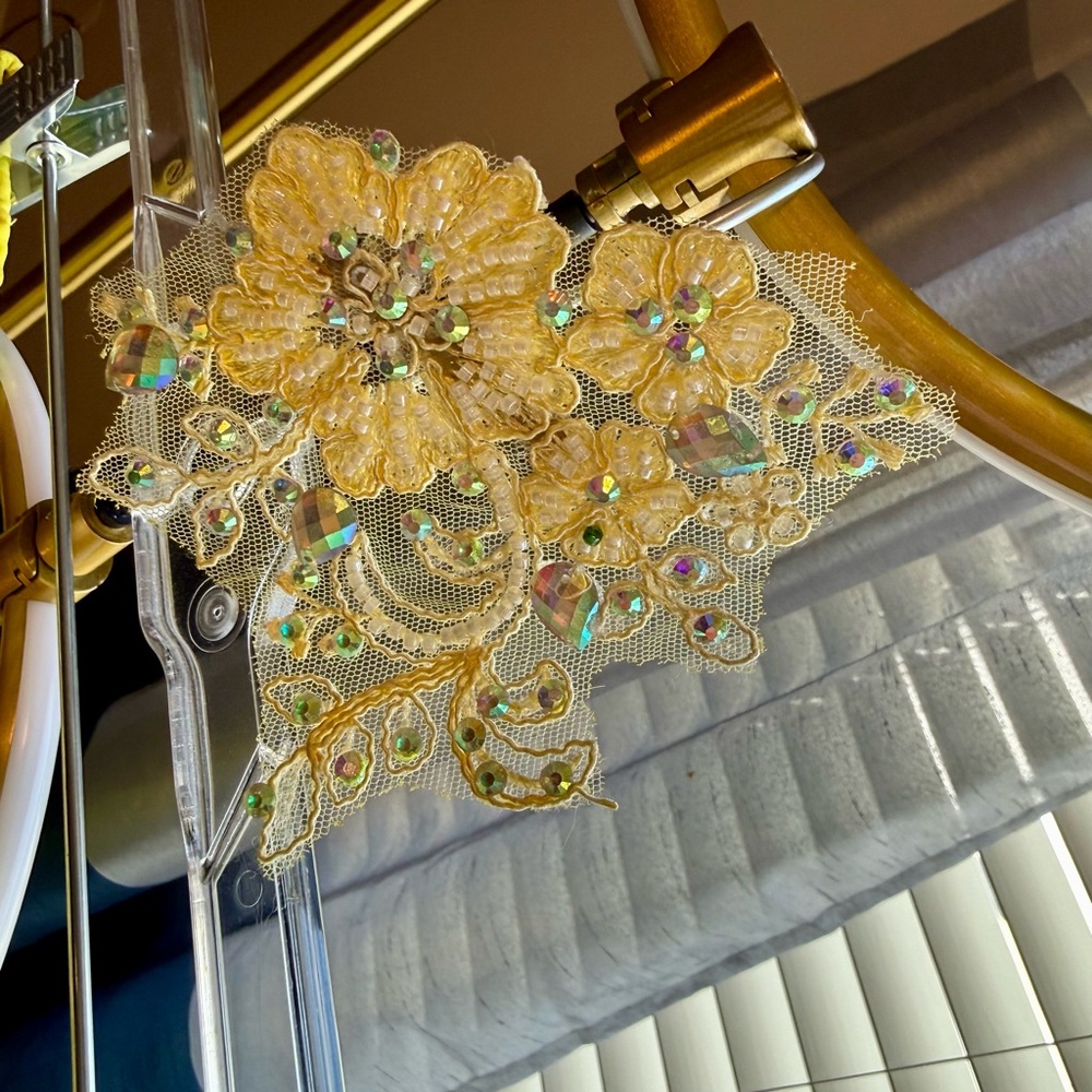 Glamour Dance 2 Piece Yellow Adult Medium Lyrical/Jazz Costume w Hair Piece - Picture 5 of 10